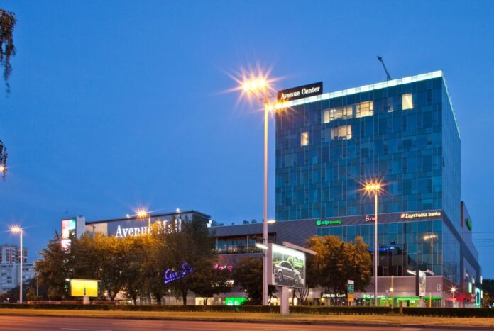 Avenue Mall