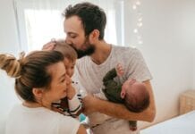 Unutarnji i vanjski pritisak najveći su izazovi s kojima se susreću roditelji u svijetu