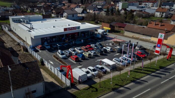 SPAR supermarket u Grubišno Polje