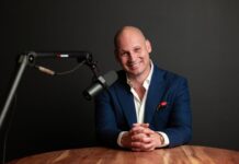 Saša Tenodi priprema komunikacijski eksperiment godine