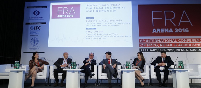 FRA Arena-panel-ftd 777