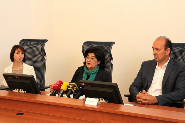 Gluhak, Milas, Bašić
