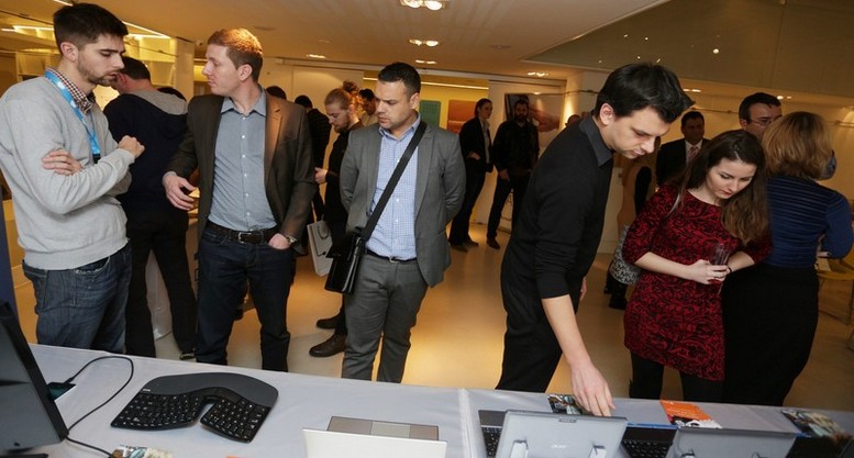 Windows 10 Device Days01