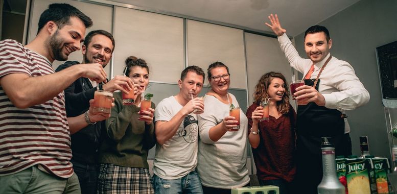 juicy-coctails-flick-factory-glavna