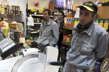 trgovina-kupci-market-sendvic-midi